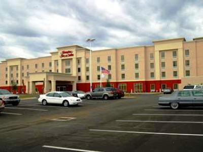 Hotel Hampton Inn&suites I-65@ Airport Boulevard 3*