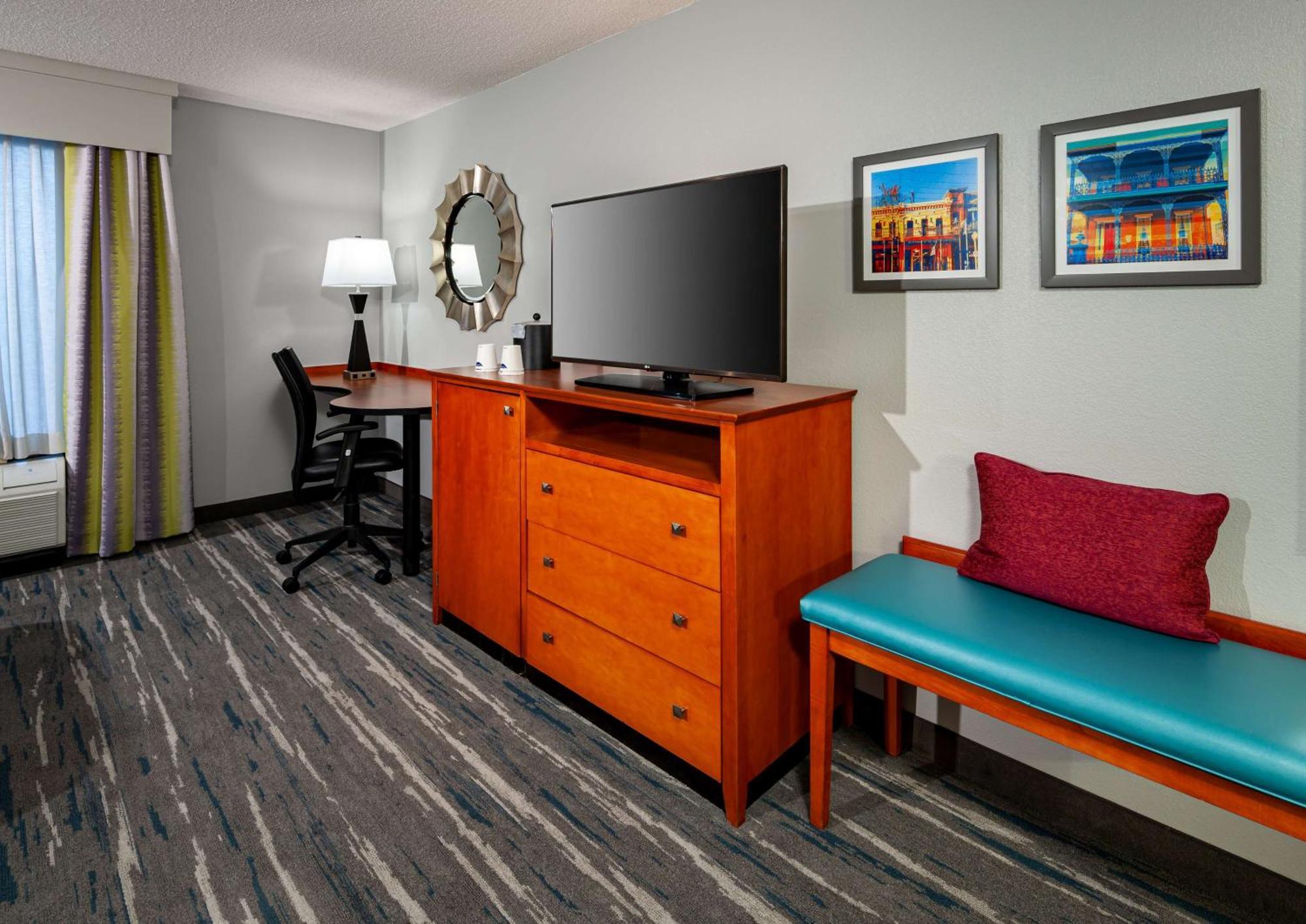 Hampton Inn&suites I-65@ Airport Boulevard Mobile