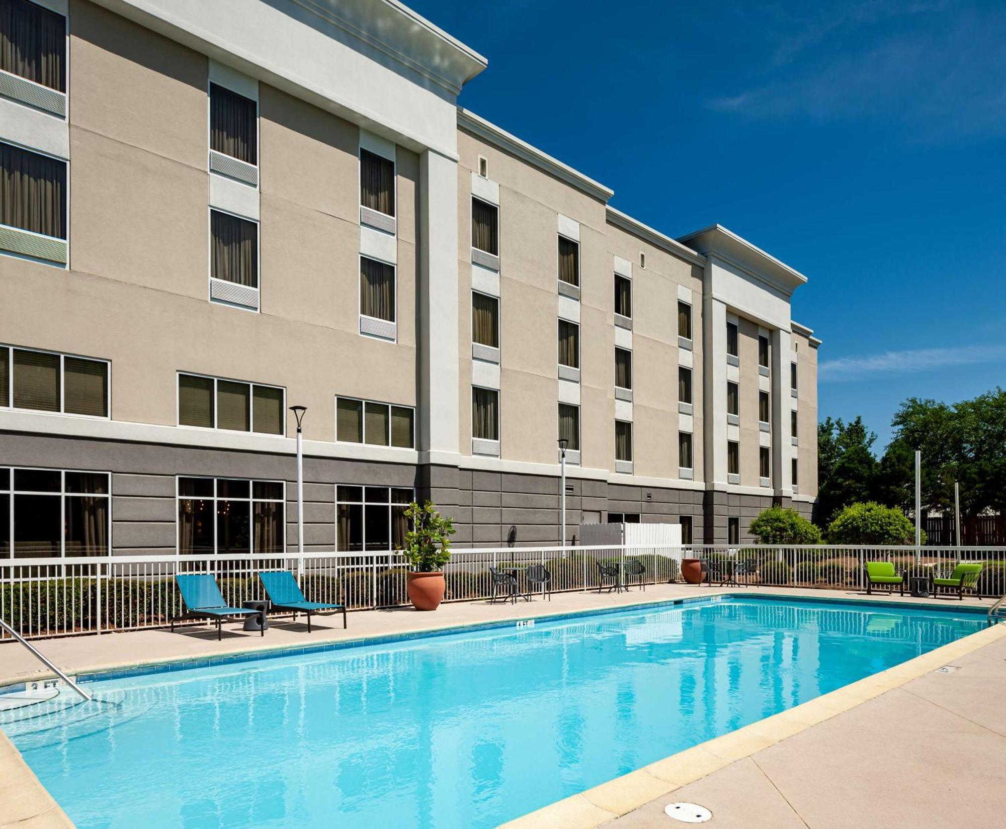 Hampton Inn&suites I-65@ Airport Boulevard Hotel