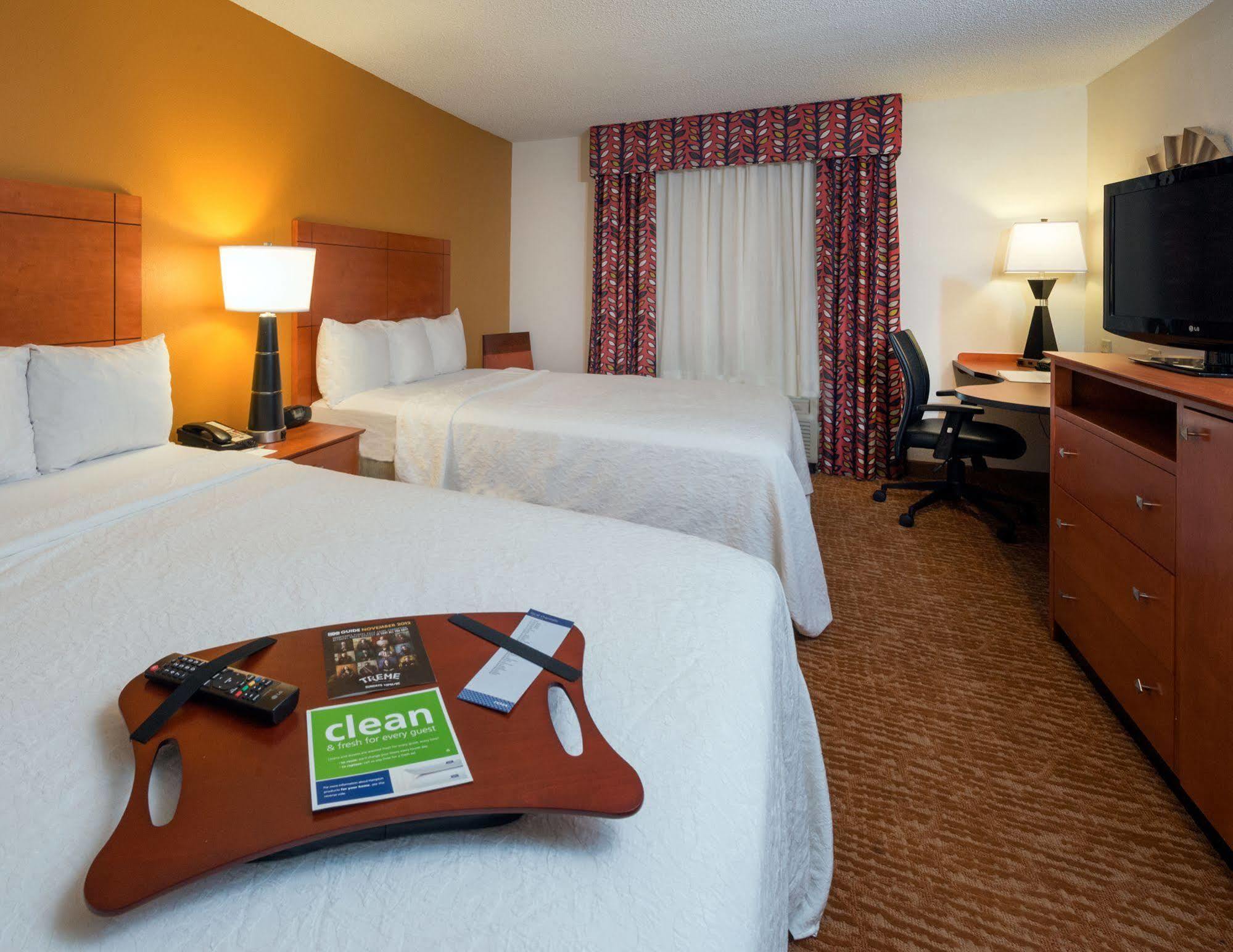 Hampton Inn&suites I-65@ Airport Boulevard Mobile